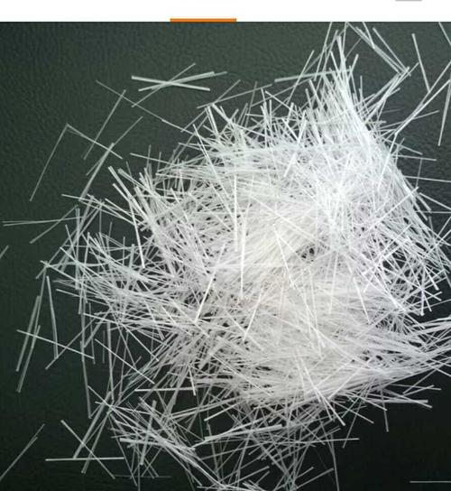 玻璃纤维 无碱短切丝 玻璃纤维硬丝 聚丙烯抗拉纤维 耐拉纤维图片
